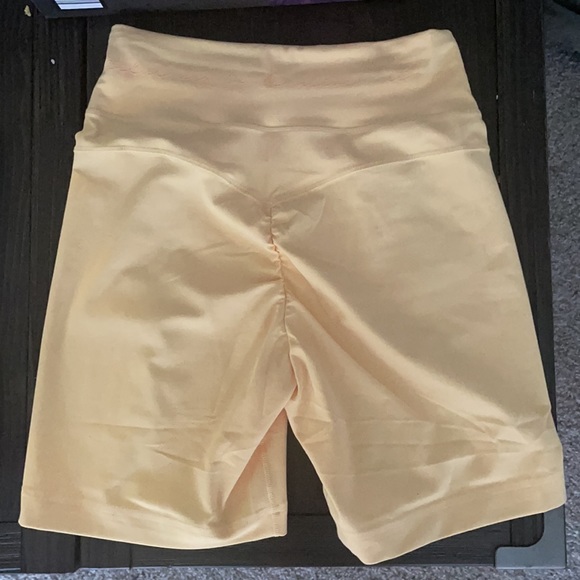 Gymshark Whitney Simmons collection - Picture 2 of 9